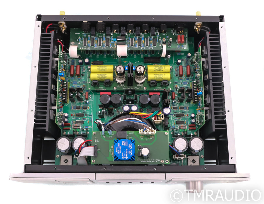 BAT VK-3000 SE Stereo Tube Hybrid Integrated Amplifier; VK3000SE; Silver; Remote