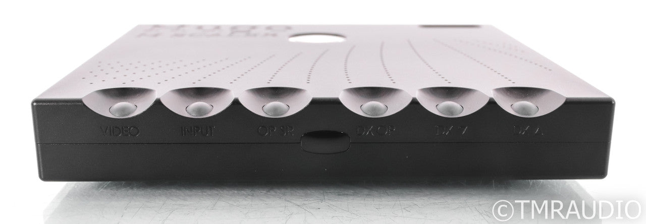 Chord Hugo M-Scaler DAC; D/A Converter; USB; Remote