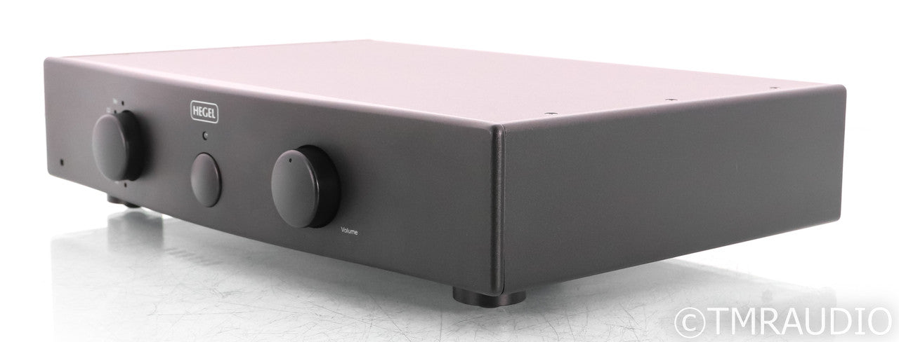 Hegel P20 Stereo Preamplifier; P-20; Black; Remote