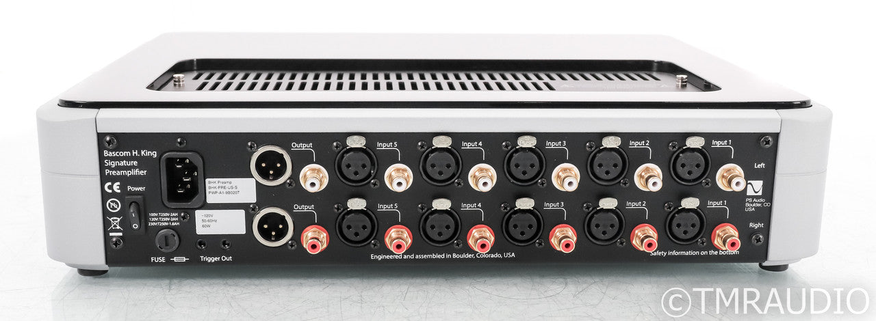 PS Audio BHK Signature Stereo Tube Hybrid Preamplifier; Remote