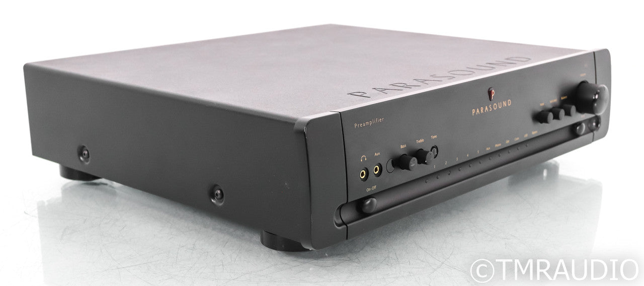 Parasound P5 Stereo Preamplifier; MM Phono; Remote; Black
