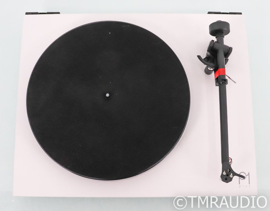 Rega P1 Belt Drive Turntable; White; Carbon Cartridge; MM Phono (Open Box)