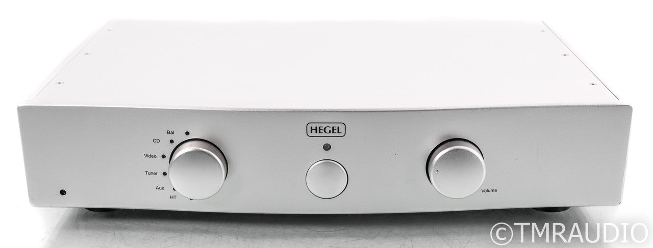 Hegel P20 Stereo Preamplifier; Silver; Remote; P-20