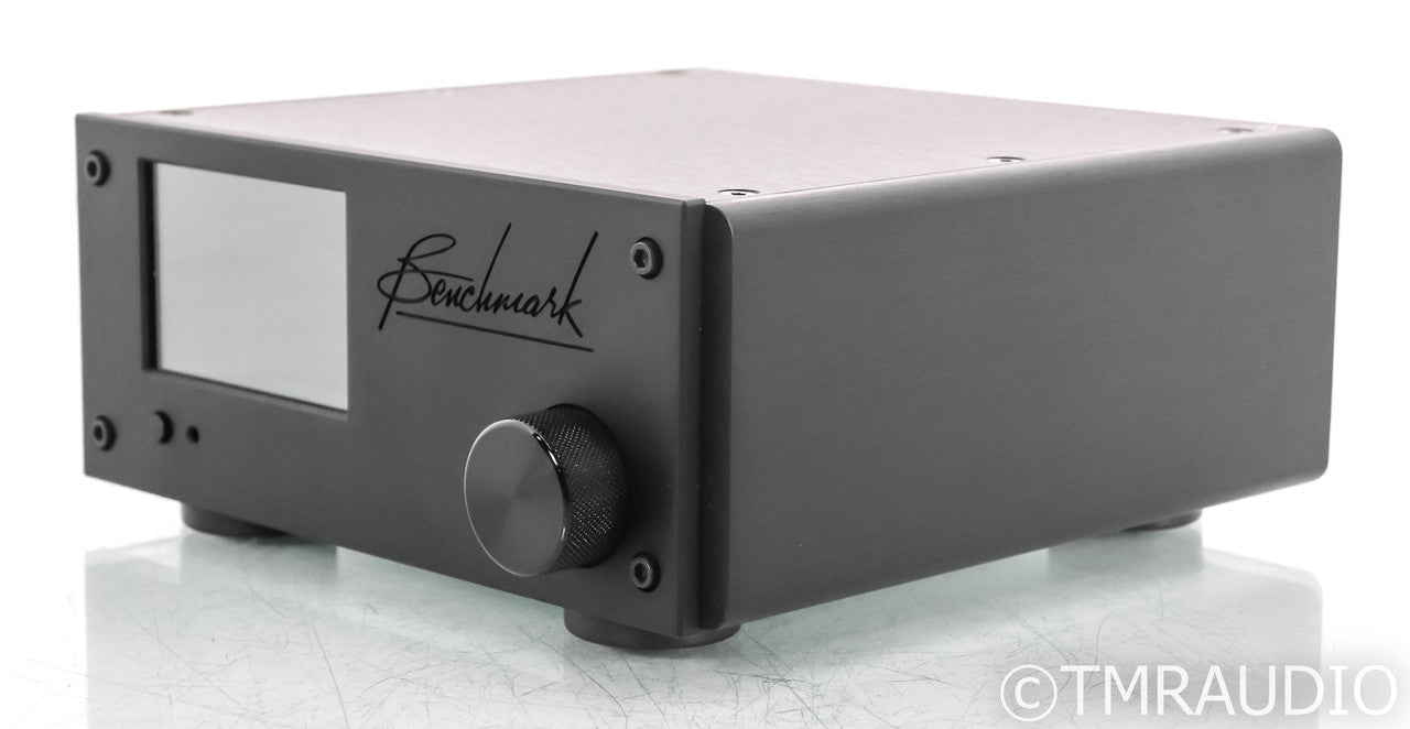 Benchmark LA4 Stereo Preamplifier; Black; Remote