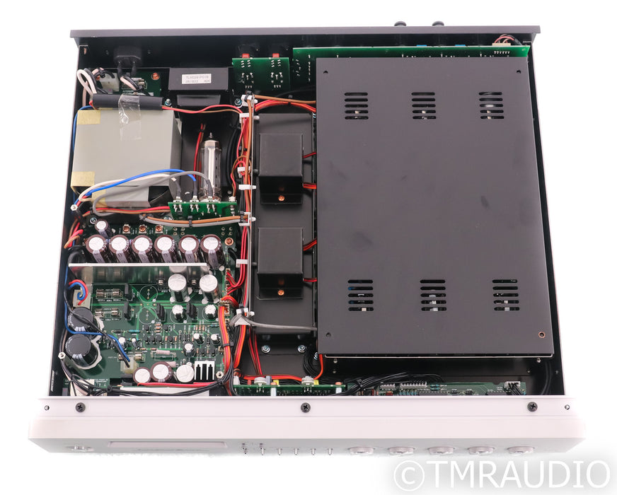 Luxman EQ500 MM / MC Phono Preamplifier; Silver; EQ-500