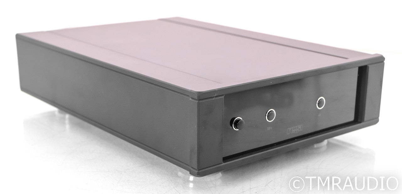 Rega Planar 10 Belt Drive Turntable; P10; Rega Apheta 3 Cartridge (Open Box)
