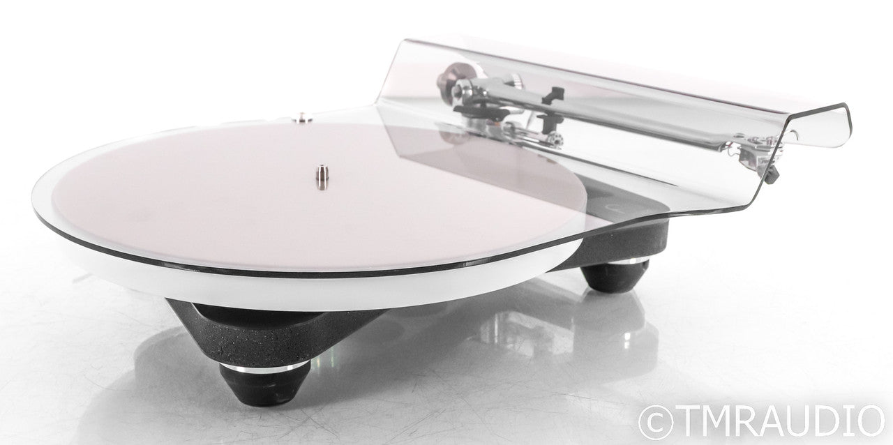 Rega Planar 10 Belt Drive Turntable; P10; Rega Apheta 3 Cartridge (Open Box)