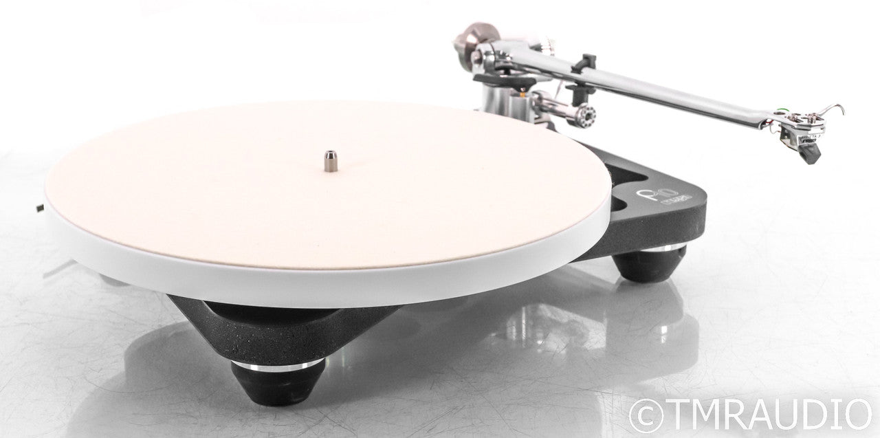 Rega Planar 10 Belt Drive Turntable; P10; Rega Apheta 3 Cartridge (Open Box)
