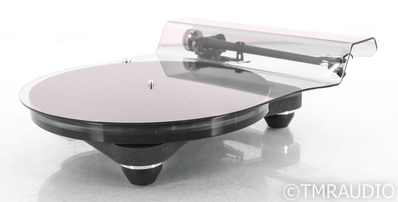 Rega Planar 8 Belt Drive Turntable; Apheta 3 MC Cartridge (Open Box)