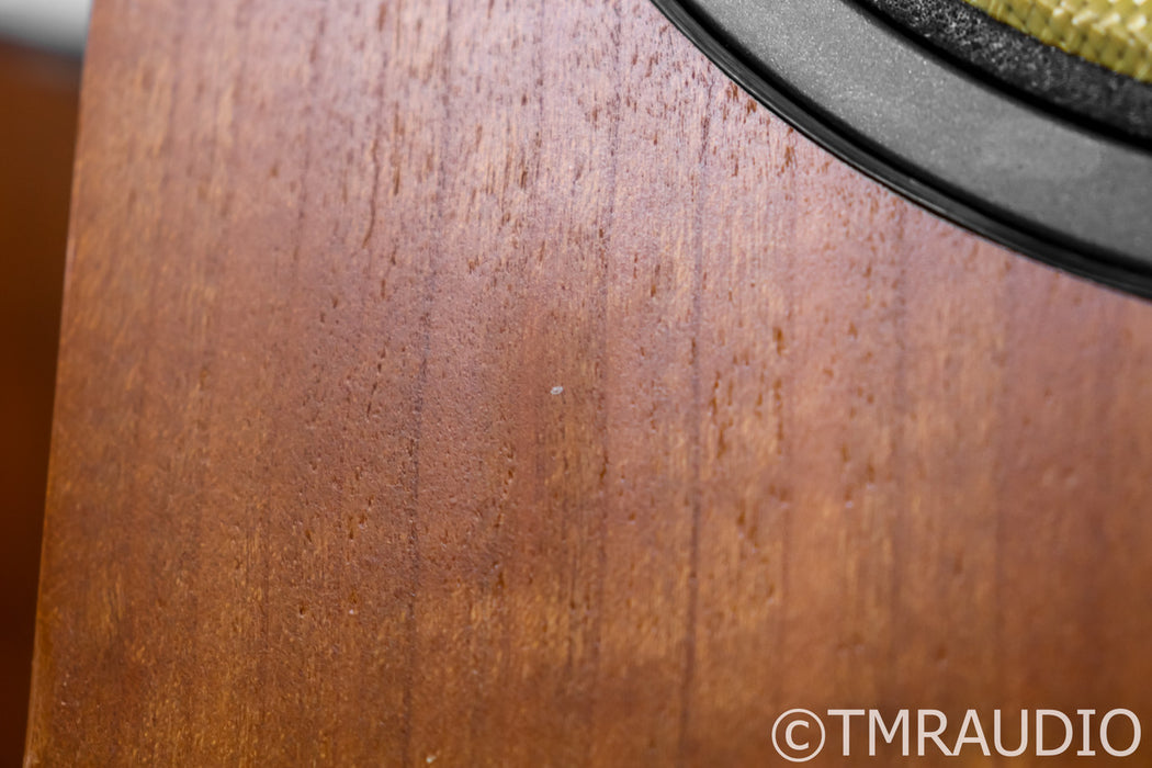 B&W 803 D Floorstanding Speakers; Walnut Pair; D1; Diamond