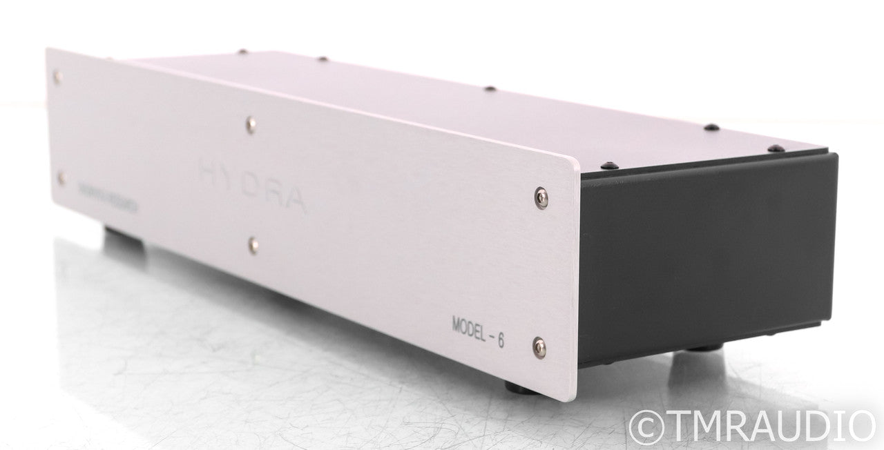 Shunyata Research Hydra Model 6 AC Power Line Distributor; Hydra 6; Silver