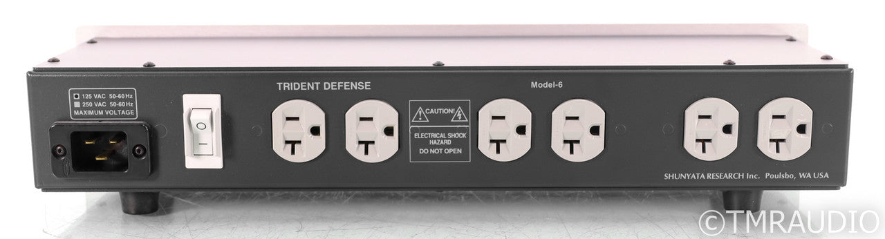 Shunyata Research Hydra Model 6 AC Power Line Distributor; Hydra 6; Silver
