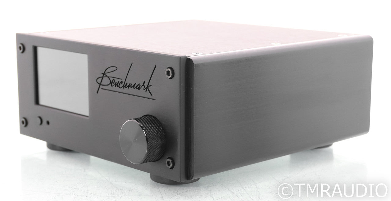 Benchmark LA4 Stereo Preamplifier; LA-4; Remote; Black