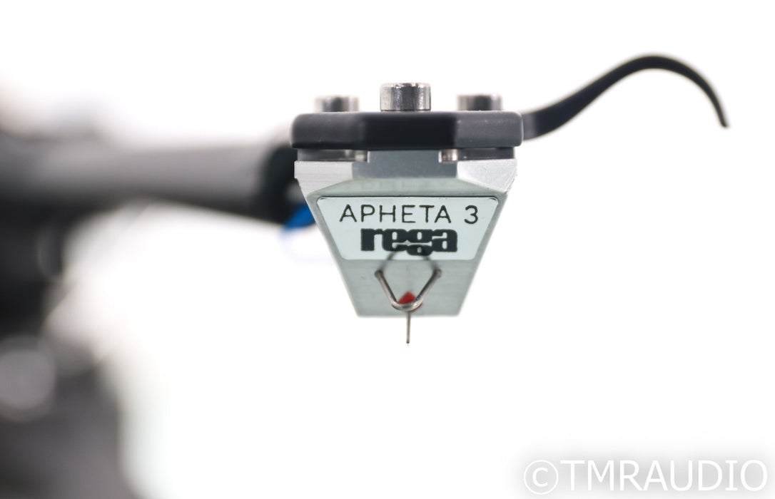 Rega Planar 8 Turntable; RB 880 Tonearm; Apheta 3 Cartridge; Neo PSU MK2; P8