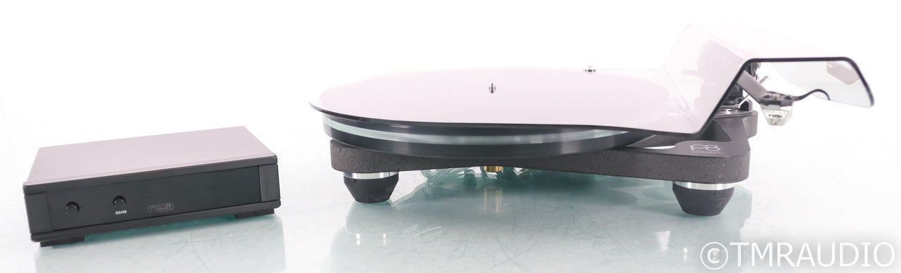 Rega Planar 8 Turntable; RB 880 Tonearm; Apheta 3 Cartridge; Neo PSU MK2; P8