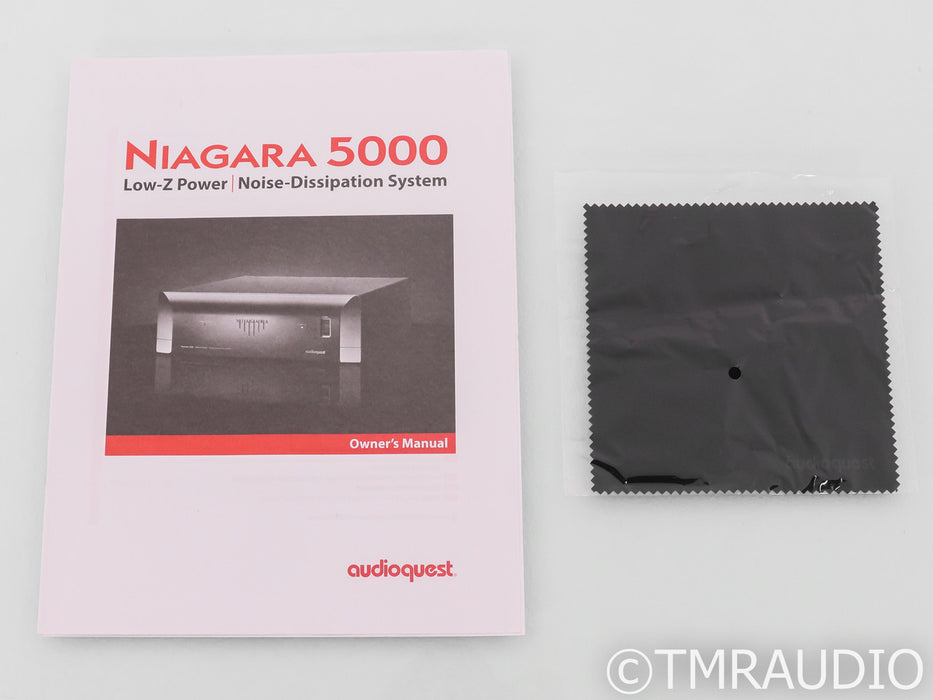 AudsioQuest Niagara 5000 AC Power Line Conditioner; 20A
