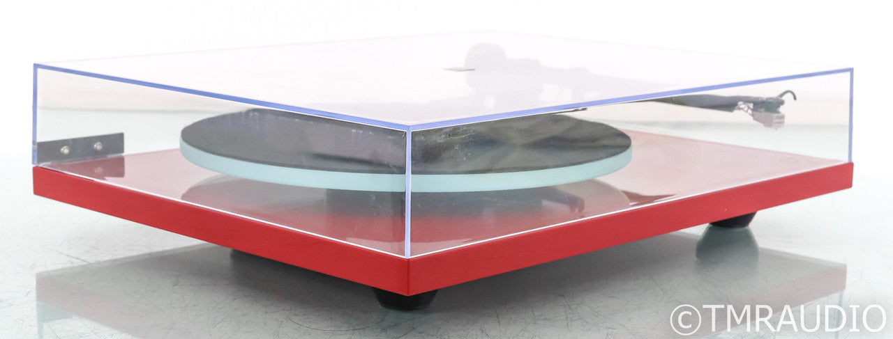 Rega Planar 2 Belt Drive Turntable; P2; Red; Carbon MM Cartridge