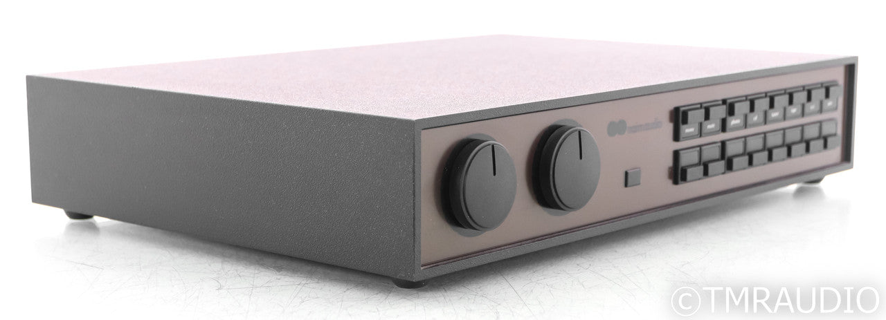 Naim NAC 82 Stereo Preamplifier; NAC82; MM / MC Phono; Remote