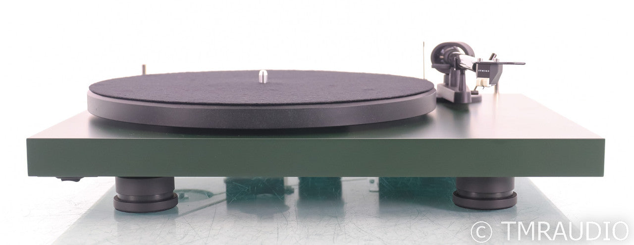 Pro-Ject Debut Carbon EVO Belt-Drive Turntable; Sumiko Rainier Cartridge