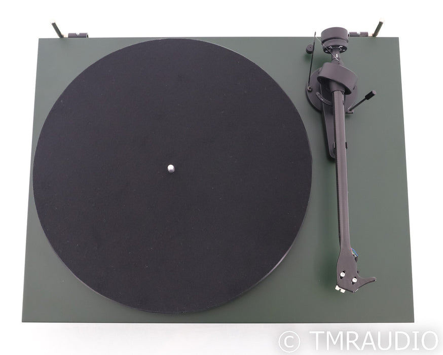 Pro-Ject Debut Carbon EVO Belt-Drive Turntable; Sumiko Rainier Cartridge