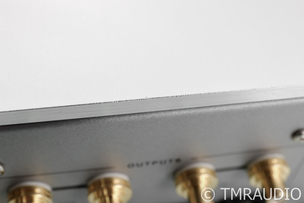 Luxman C-900u Stereo Preamplifier; Silver; Remote