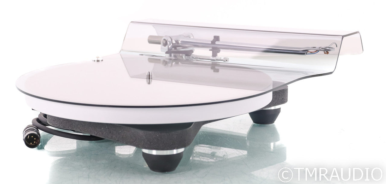 Rega Planar 10 Belt Drive Turntable; P10; No Cartridge (Open Box)