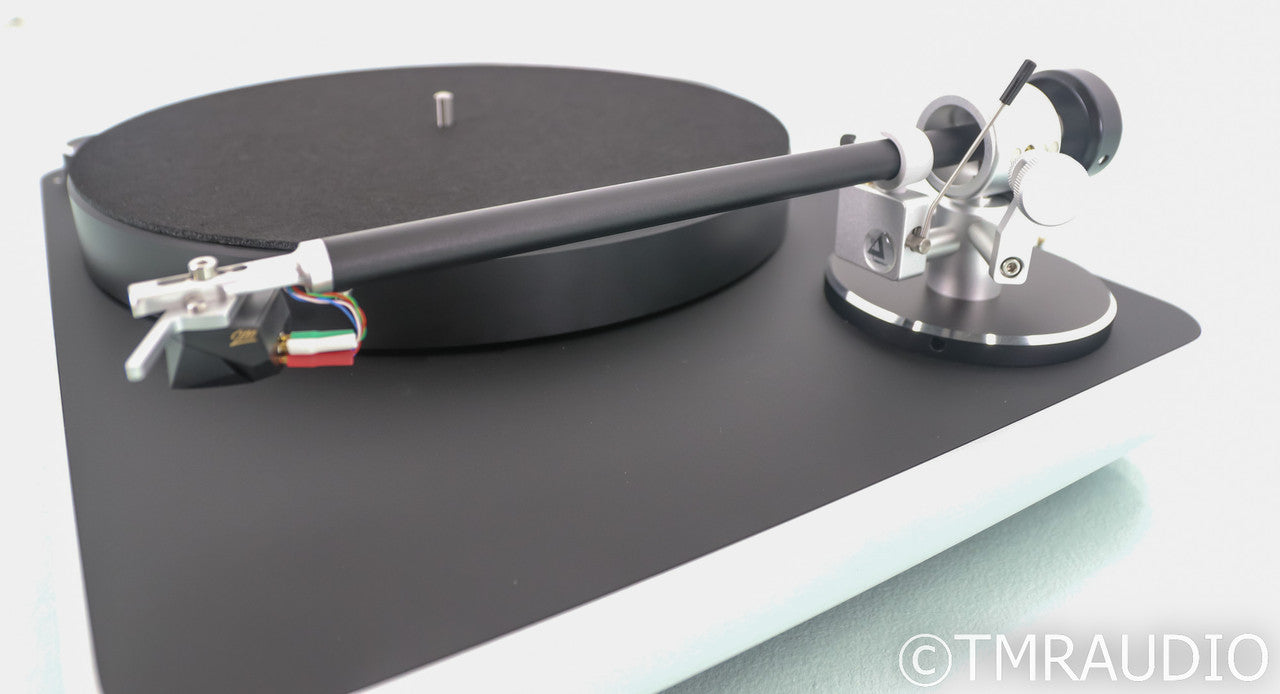 Clearaudio Concept Belt Drive Turntable; Satisfy Tonearm; Ortofon 2M Black Cart