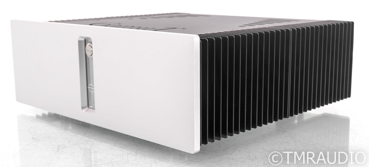 GamuT D200i Stereo Power Amplifier; D-200-i