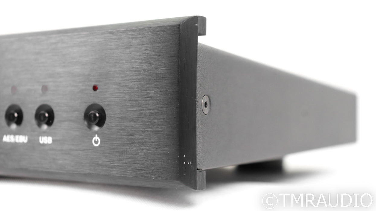 Bryston BDA-1 DAC; Black; 17" Faceplate; BDA1
