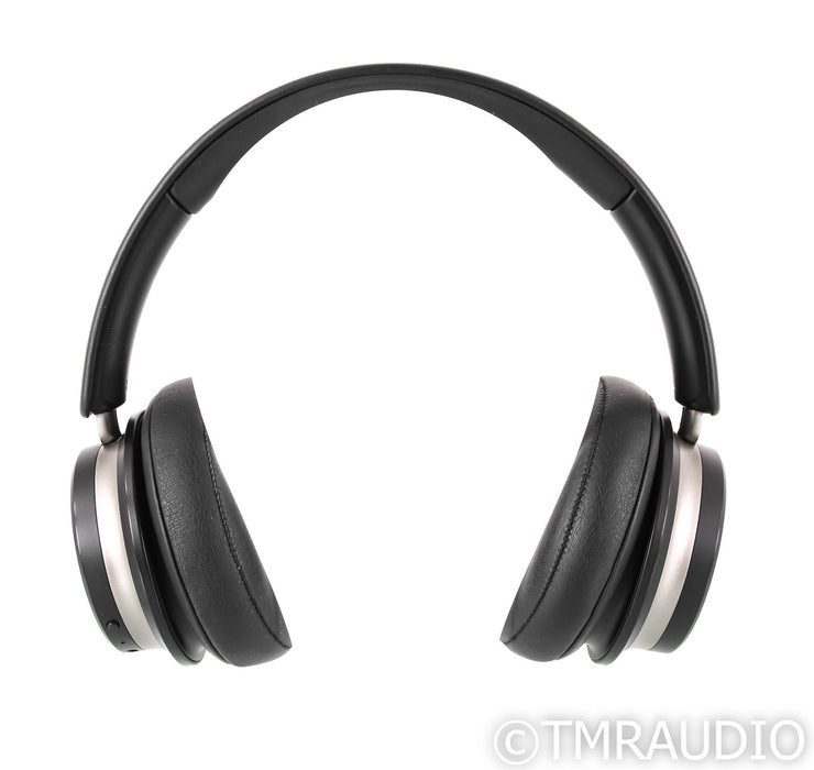 DALI iO-6 Wireless Closed Back Headphones; Iron Black; Bluetooth (Open Box)