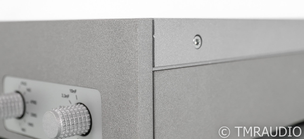Pathos In The Groove MM / MC Phono Preamplifier; Silver