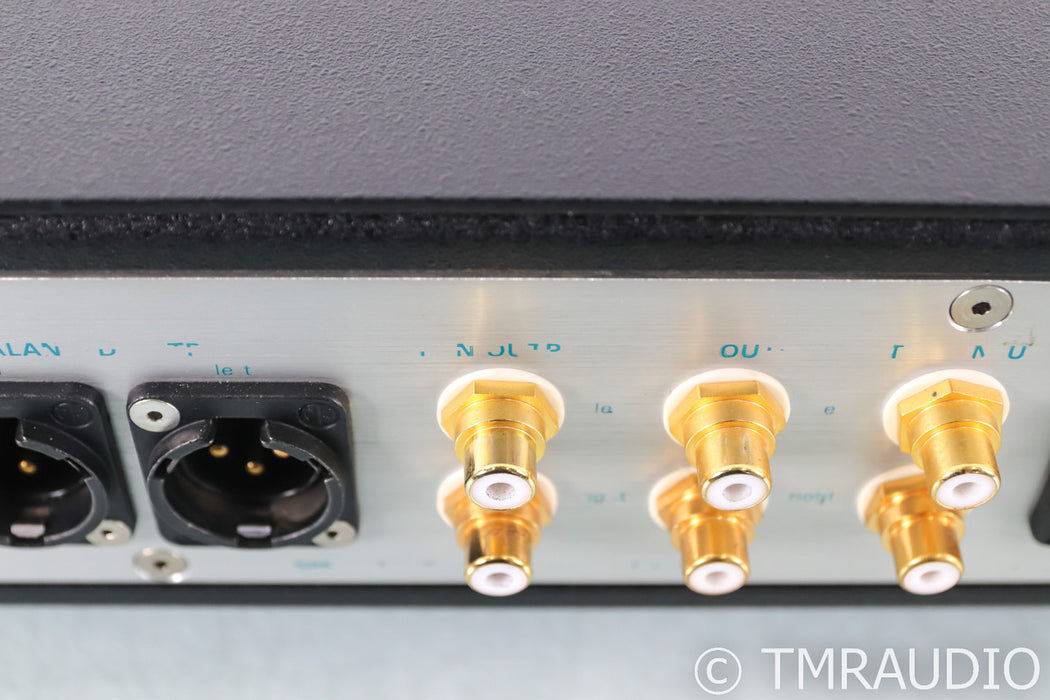 Spectral Audio DMC-30SL Studio Reference Stereo Preamplifier; DMC30SL; Remote