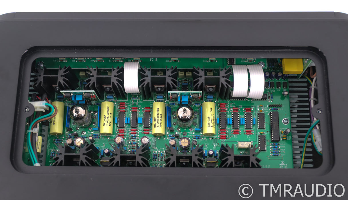 PS Audio BHK Signature Stereo Tube Hybrid Preamplifier; Black; Remote (Used) (1/9)