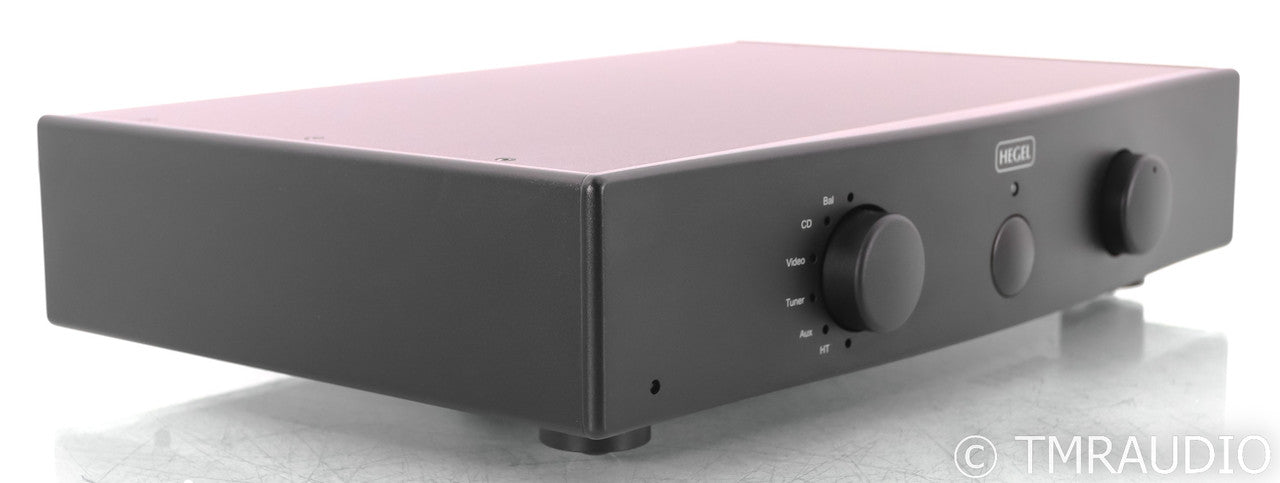Hegel P20 Stereo Preamplifier; P-20; Black; Remote