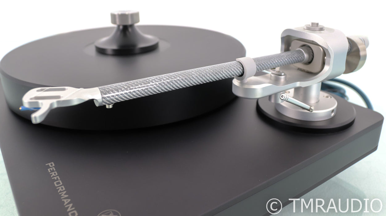 Clearaudio Performance DC Turntable; Magnify Tonearm; Maestro MM Cartridge