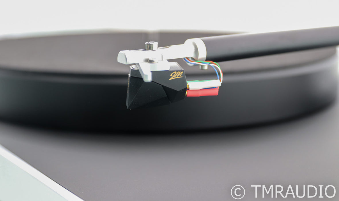 Clearaudio Concept Belt Drive Turntable; Satisfy Tonearm; Ortofon 2M Black Cart
