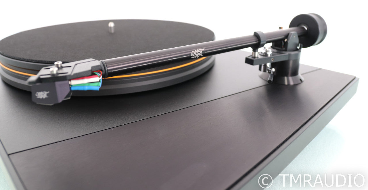 MoFi Ultradeck+M Belt Drive Turntable; MasterTracker Moving Magnet Cartridge
