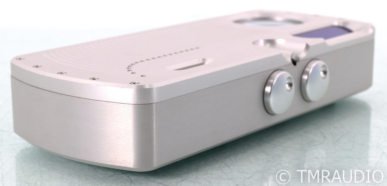 Chord Electronics Prima Stereo Preamplifier; Silver; Remote
