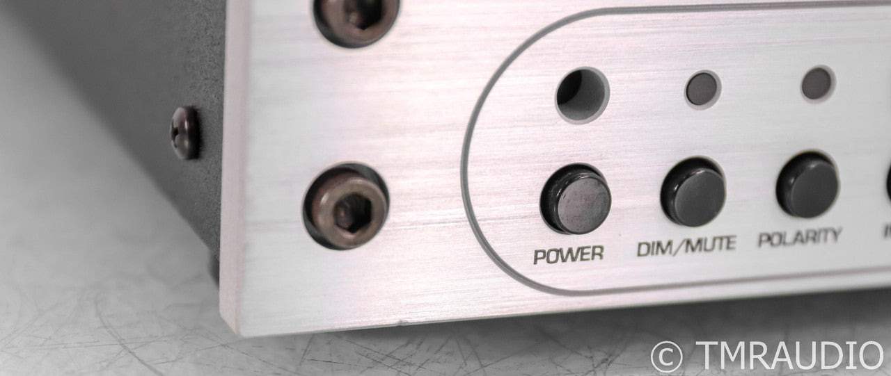Benchmark DAC2 HGC DAC; D/A Converter; Silver; Remote
