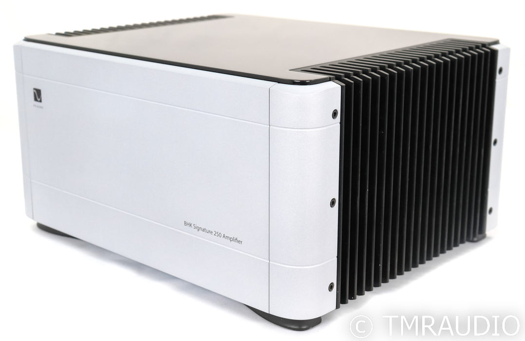PS Audio BHK 250 Stereo Tube Hybrid Power Amplifier; Signature; Silver (Used)