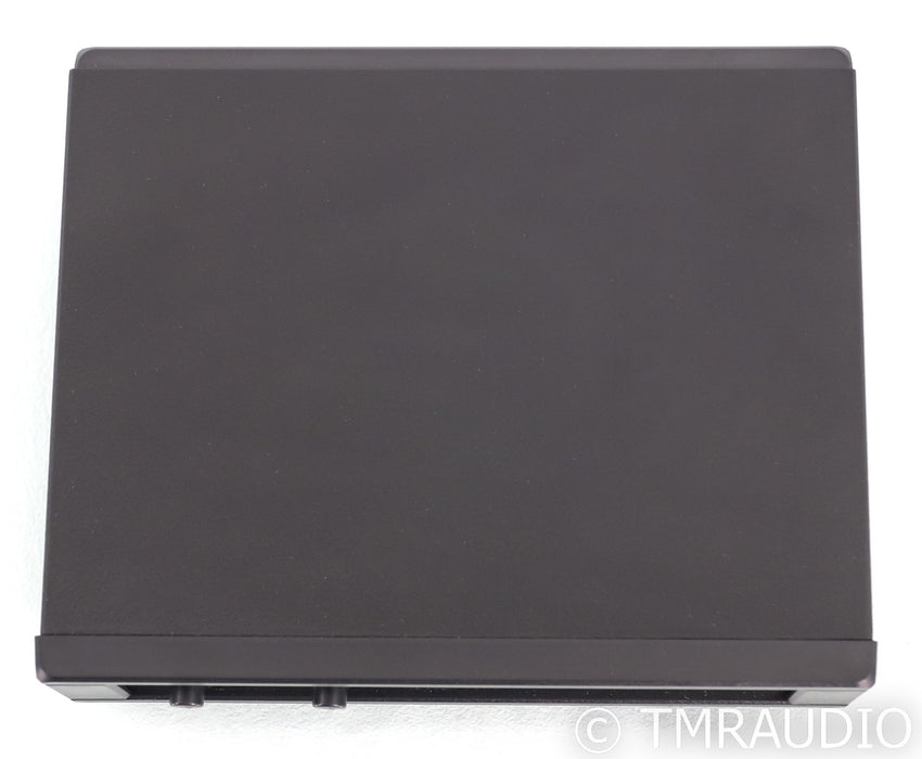 Rega Planar 8 Belt Drive Turntable; P8; Apheta 3 Cart (Open Box)