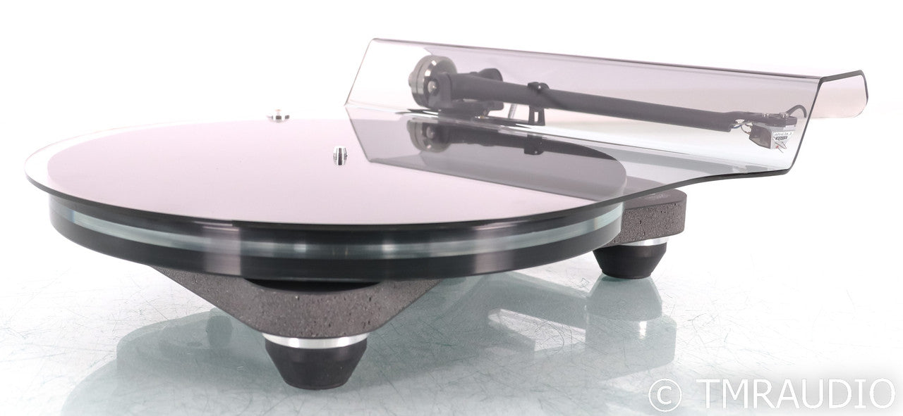 Rega Planar 8 Belt Drive Turntable; P8; Apheta 3 Cart (Open Box)