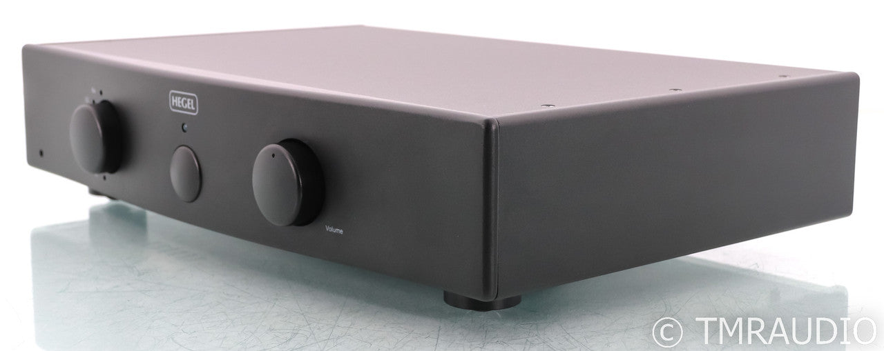 Hegel P20 Stereo Preamplifier; P-20; Black; Remote (1/1)