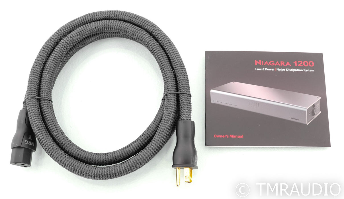 AudioQuest Niagara 1200 AC Power Line Conditioner; NRG-Y3 Power Cable (Open Box)