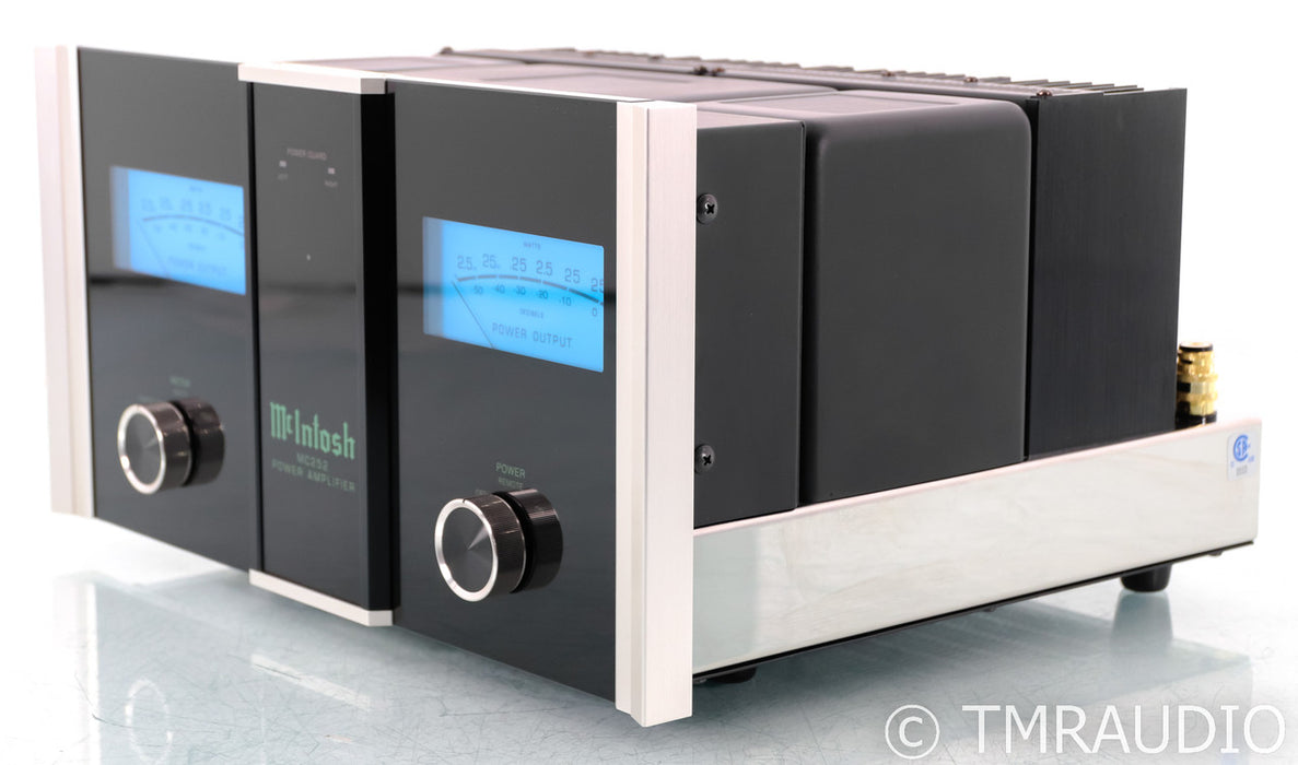 McIntosh MC252 Stereo Power Amplifier; MC-252