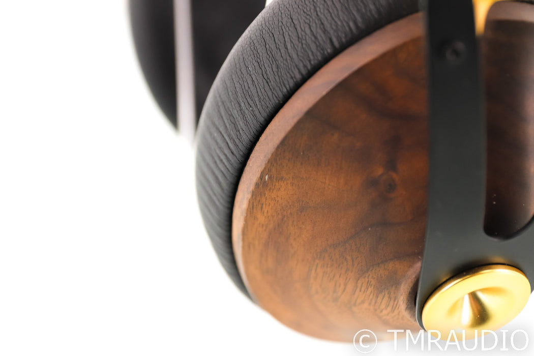 Meze 99 Classics Closed Back Headphones; Walnut Gold