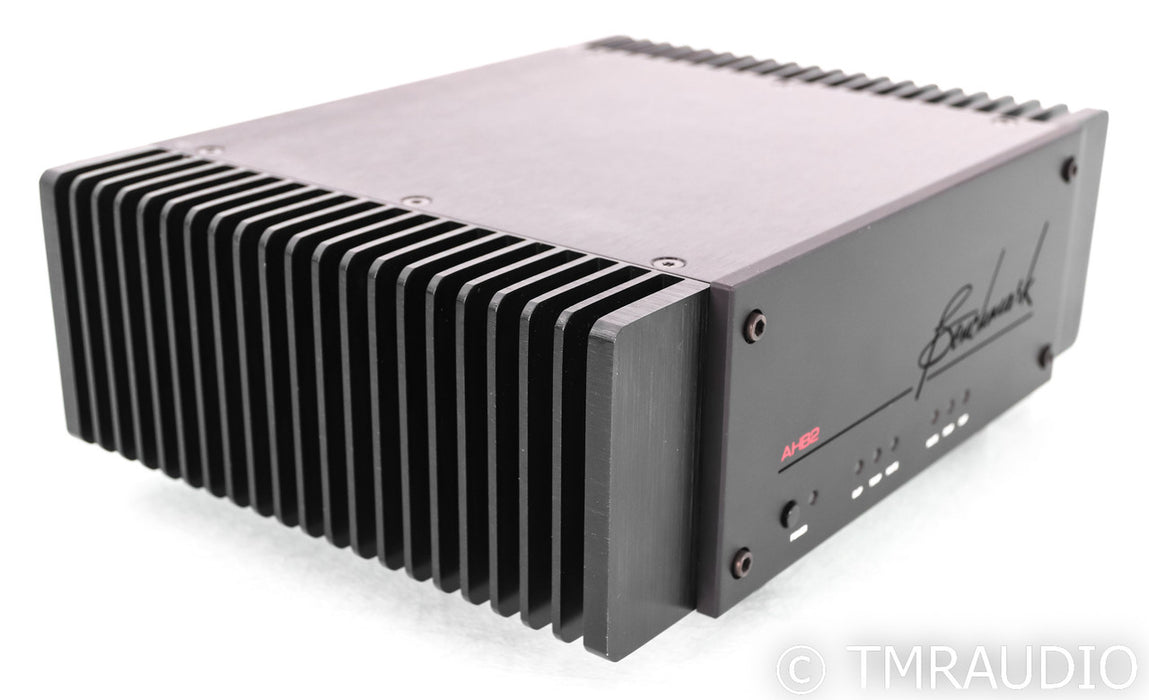 Benchmark AHB2 Stereo Power Amplifier; Black