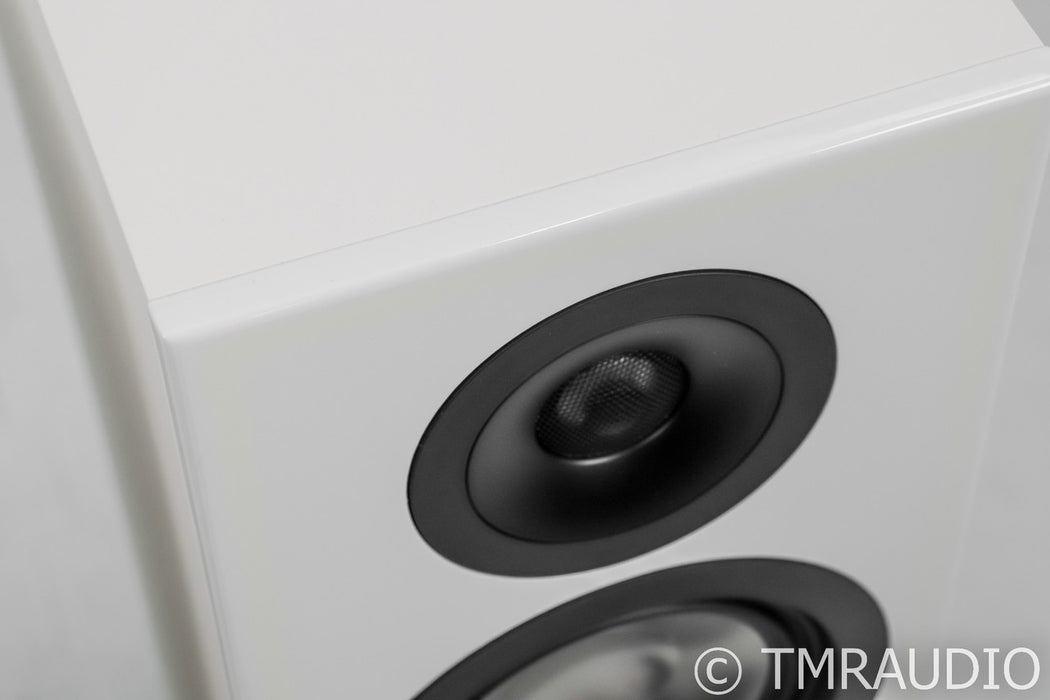 Canton Chrono 70 Floorstanding Speakers; White Pair