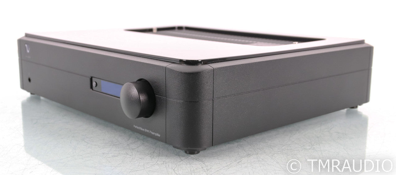 PS Audio BHK Signature Stereo Tube Hybrid Preamplifier; Remote; Black