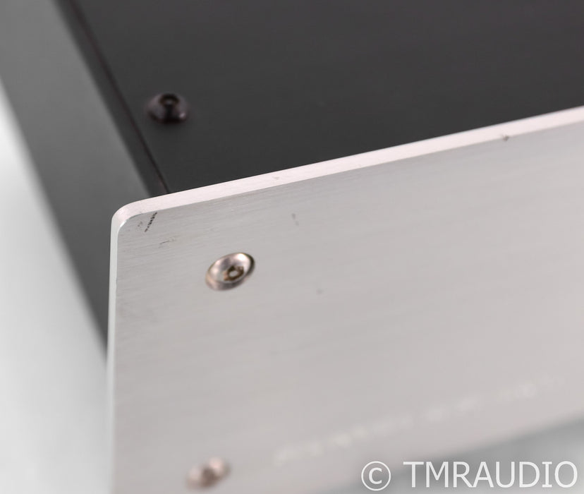 Shunyata Research Hydra-4 AC Power Line Conditioner; Trident Defense
